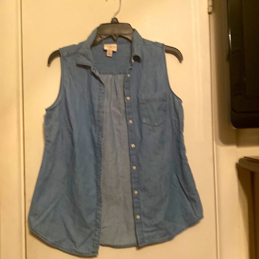 Three Blouse - image 3